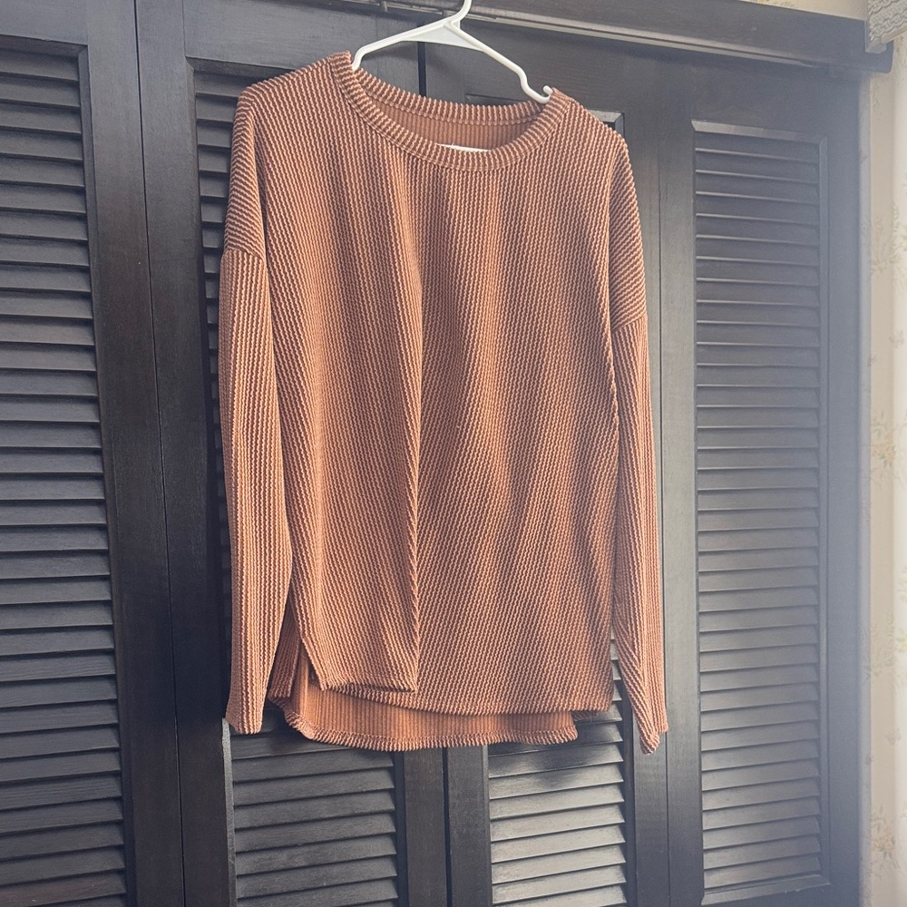 Ribbed Long Sleeve Sweater in brown
